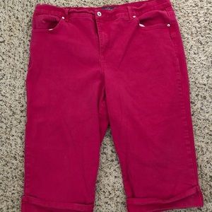 Pink Gloria Vanderbilt cuffed capris size 18w